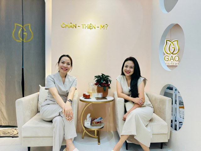 Khách hàng của Gạo · khoảnh khắc 11