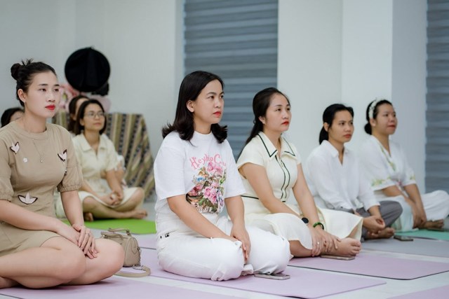 Khách hàng của Gạo · khoảnh khắc 20